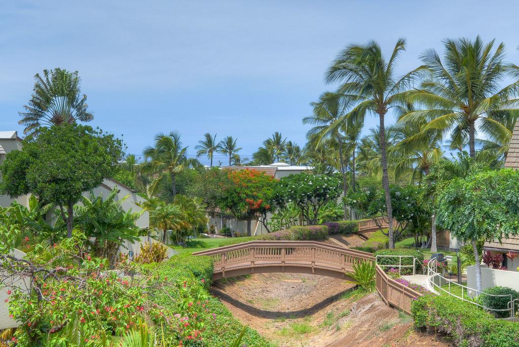 Maui Kamaole Hotel Wailea  Exterior photo